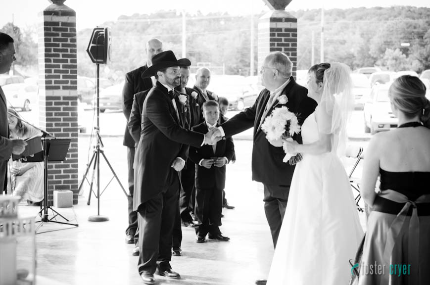 Tulsa Wedding Photographer - John & Heather