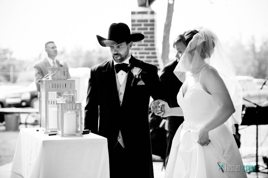 Tulsa Wedding Photographer - John & Heather
