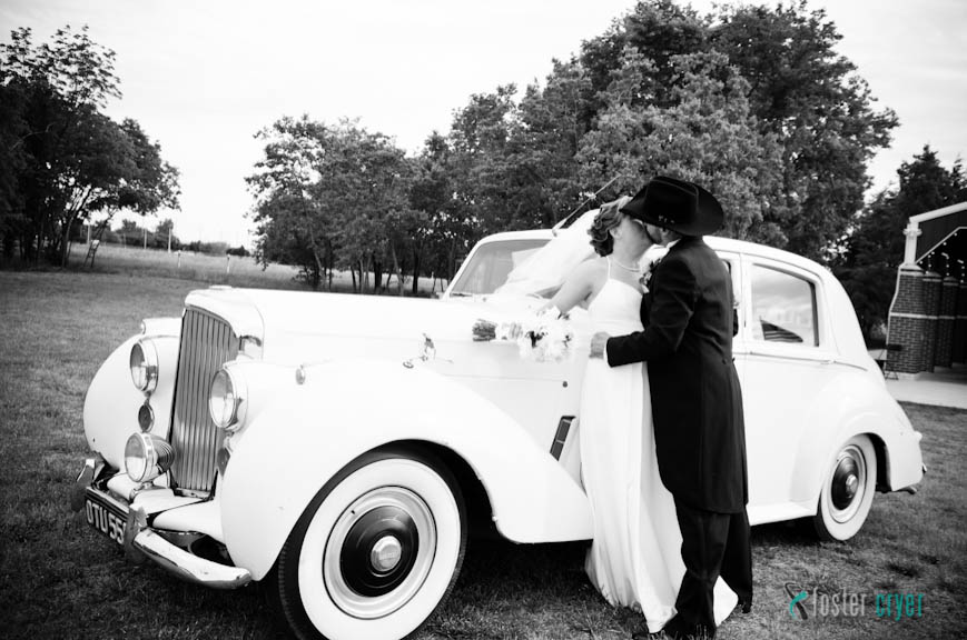 Tulsa Wedding Photographer - John & Heather