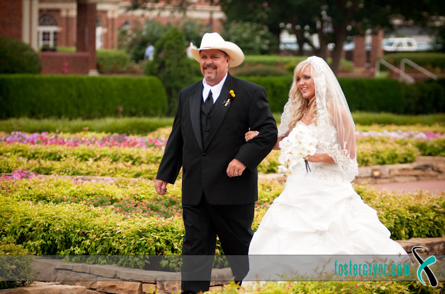 Stillwater Wedding Photographer: OSU Wedding - Bo + Briana (Stillwater, Oklahoma)
