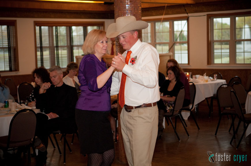 Blake + Haley :: Stillwater Wedding (White Barn Estates)