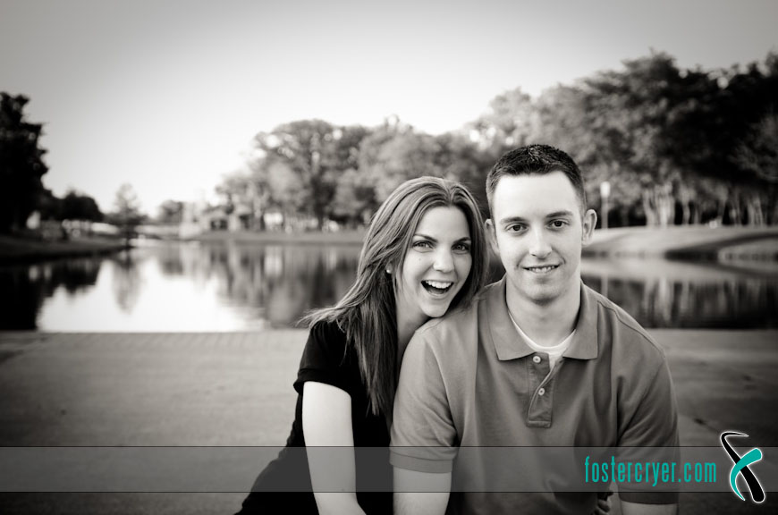 Jonathon + Megan :: Engagement (Irving, TX)